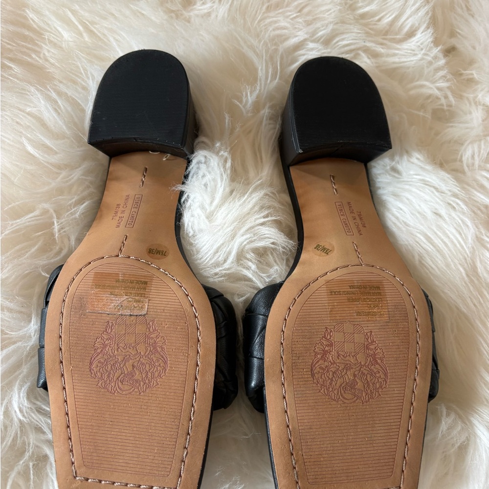 Vince Camuto Black Woven Leather Mules Size 7.5 - Picture 4 of 5